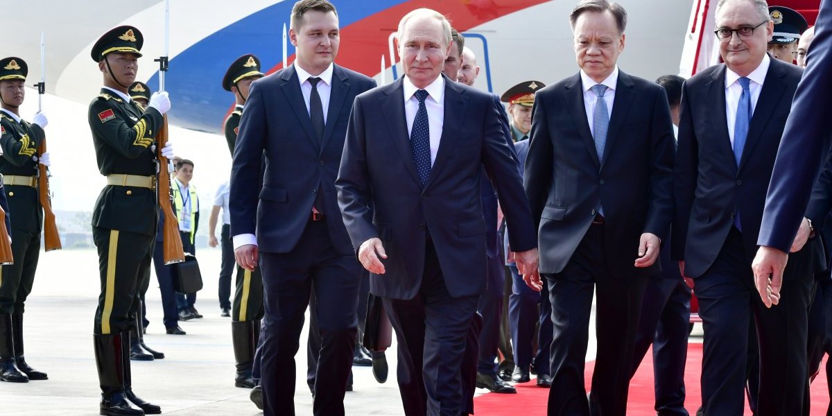 Putin zagrmeo iz Kine: Spremni smo!