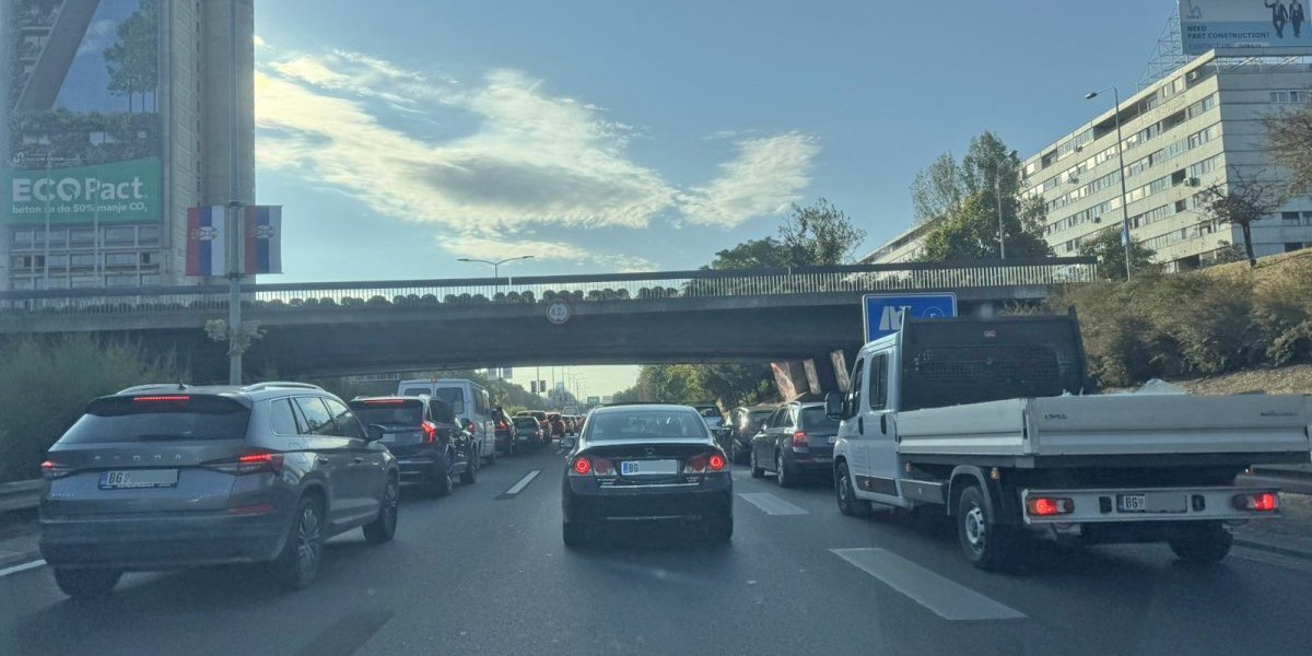 Usporen saobraćaj 1. septembra