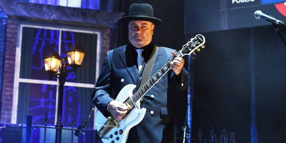 "Imam neizlečiv rak krvi": Gitarista čuvenog benda otkrio da vodi najveću životnu bitku