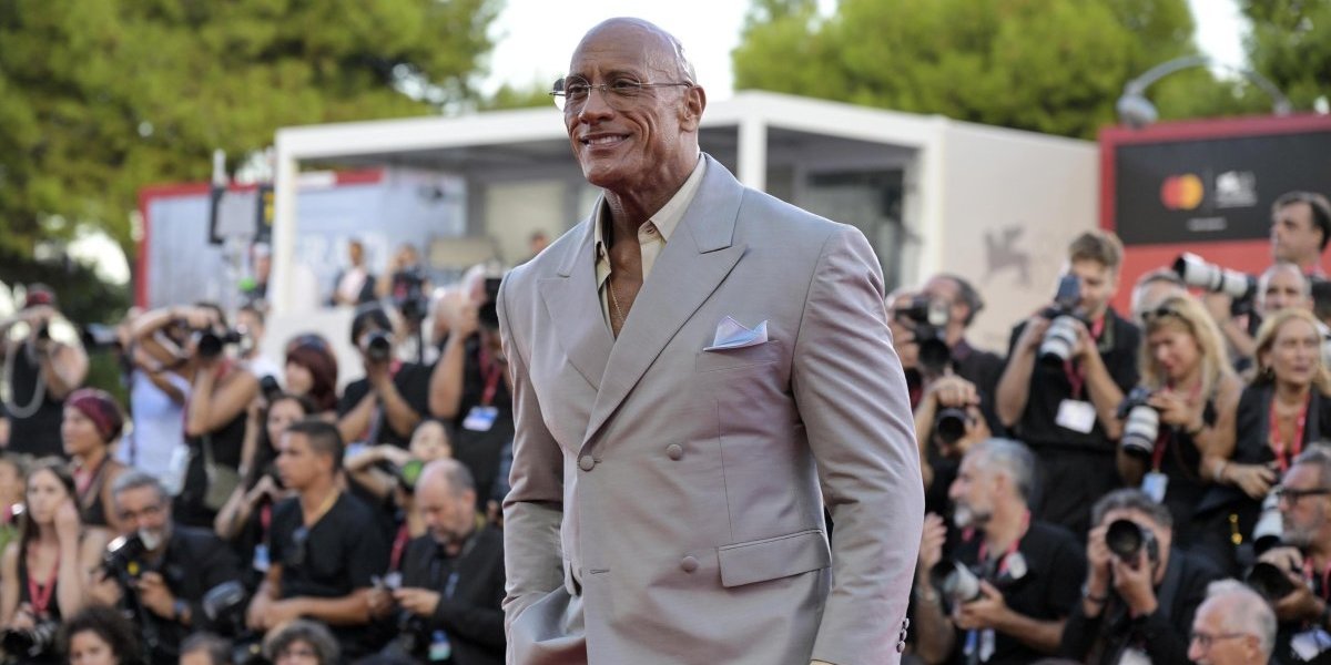 Ni rođena majka ga ne bi prepoznala: Glumac izgledao kao gromada, pa se osušio - ljudi se pitaju da li je bolestan (FOTO)