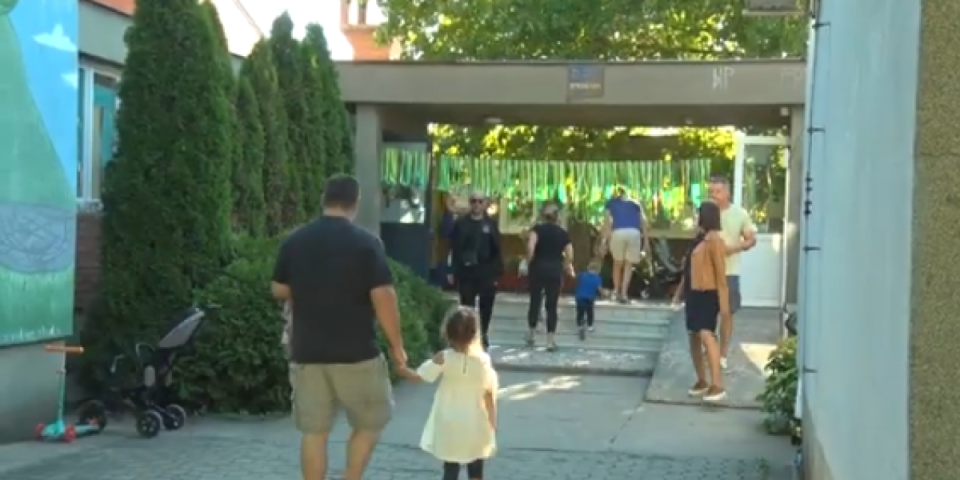 Dečja graja ponovo u "Crvenkapi": Kako izgleda kragujevački vrtić 18 meseci posle požara