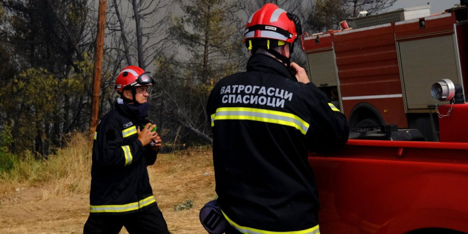 Buknuo požar u gluvo doba noći u Bogatiću: Vatrogasci u kući zatekli jeziv prizor (FOTO)