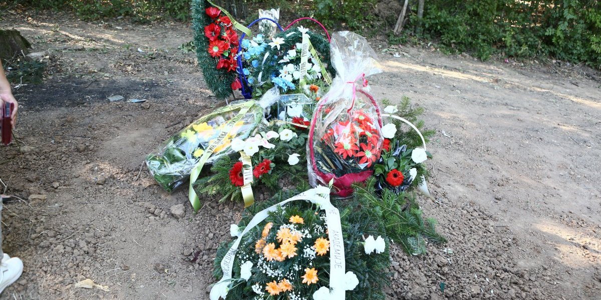 Grobno mesto Branimira i Gorana M.