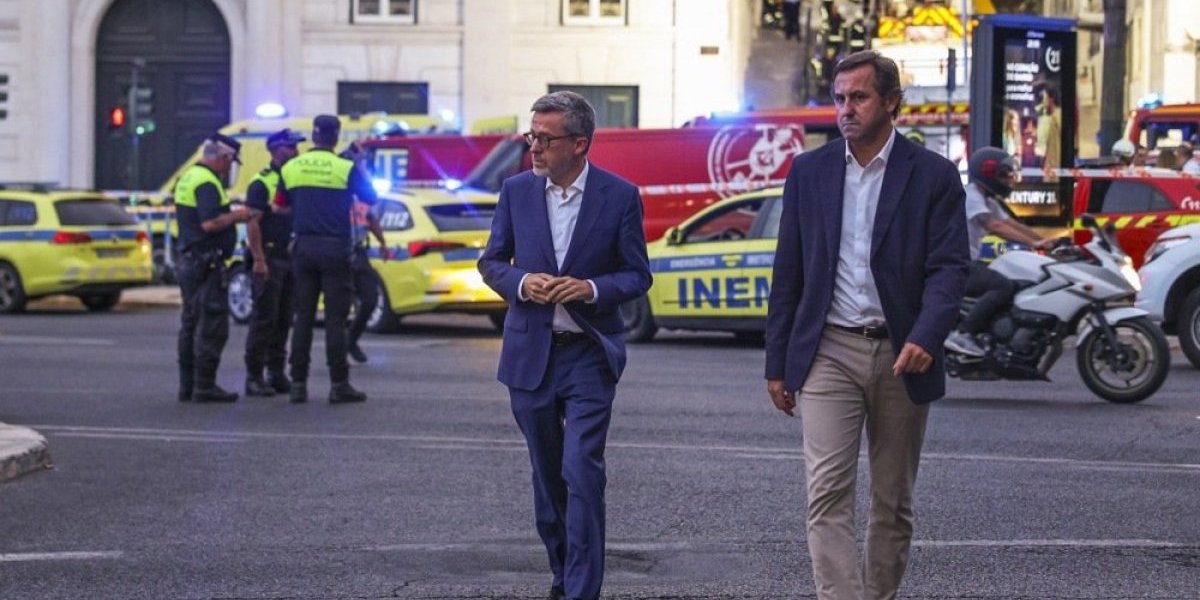 Gradonačelnik Lisabona na mestu nesreće