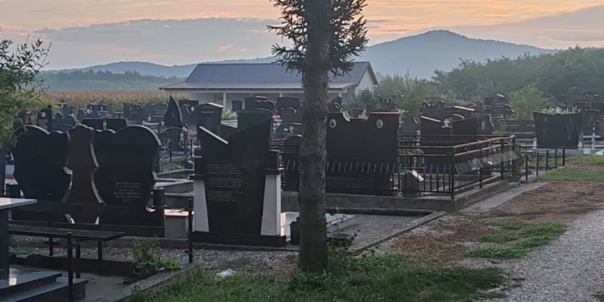 Jezivo: Nasledio njivu sa 150 grobova