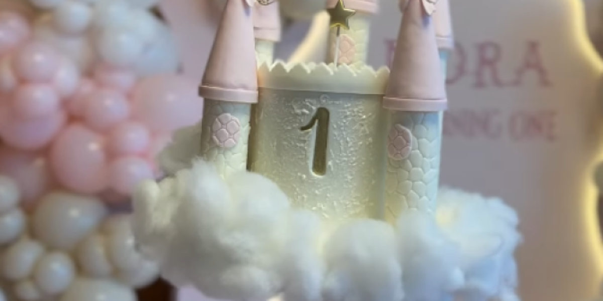 Prvi rođendan Nore Rajković