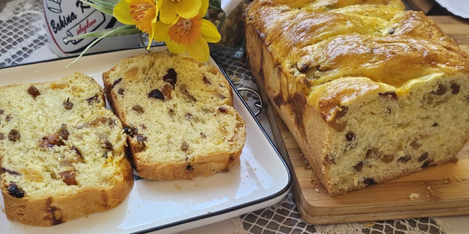 Pletenica sa suvim voćem se topi u ustima: Poslastica koja miriše na detinjstvo (VIDEO)