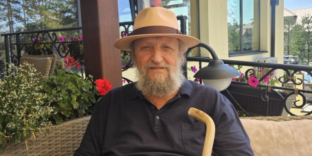 Spavao sam pijan u parku! Petar Božović za Informer: Ne bih voleo da umrem na sceni