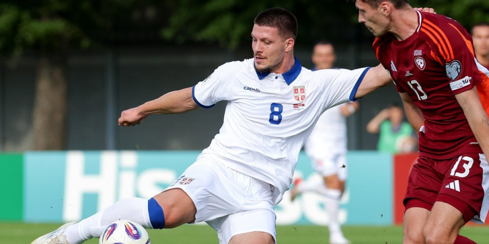 Kakva šteta! Bomba Jovića "polomila" prečku i ušla u gol, ali... (VIDEO)