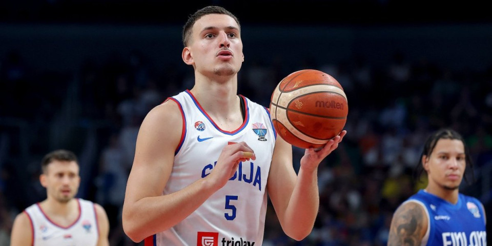 Novi šok! Jović usred meča napustio teren!