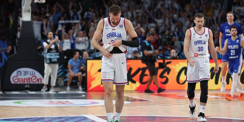 Zemljotres na Evrobasketu, senzacija veka... Košarkaški svet u totalnom šoku