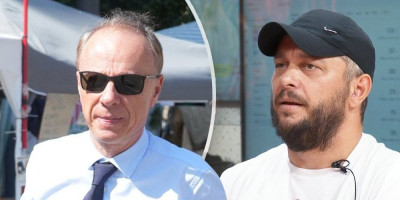 Srđan Žunić, osnivač pokreta "Ujedinjeni narod Srbije", koji je više puta hapšen zbog činjenja krivičnih dela, banuo je danas u Informer, gde je, verovali ili ne, poručio kako bi trebalo da bude uhapšen i rektor Univerziteta u Beogradu, Vladan Đokić.