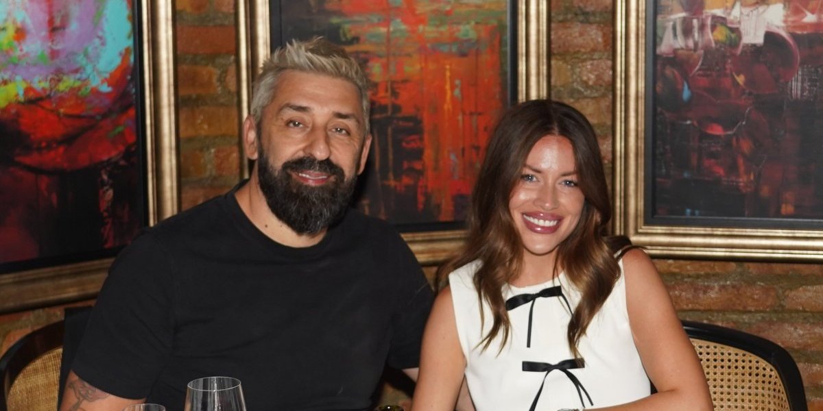 Veliki dan za porodicu Amidžić: Ognjen i Mina sreću podelili sa svima (FOTO)