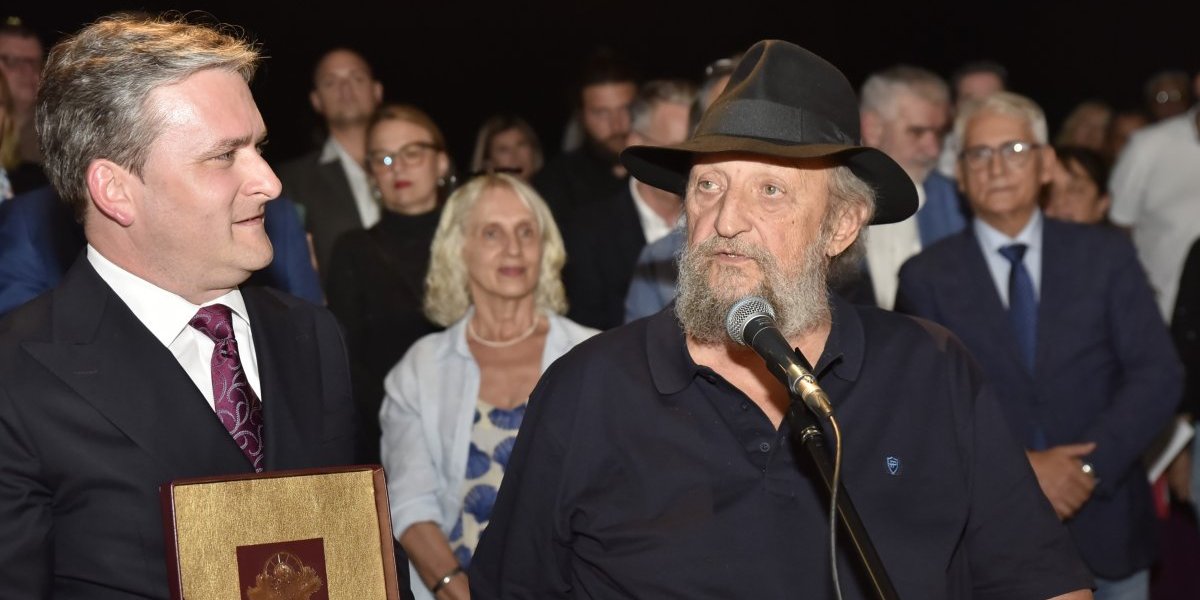 Kultura je neuništiva kao i naša draga Srbija: Petru Božoviću uručena nagrada za životno delo (FOTO)