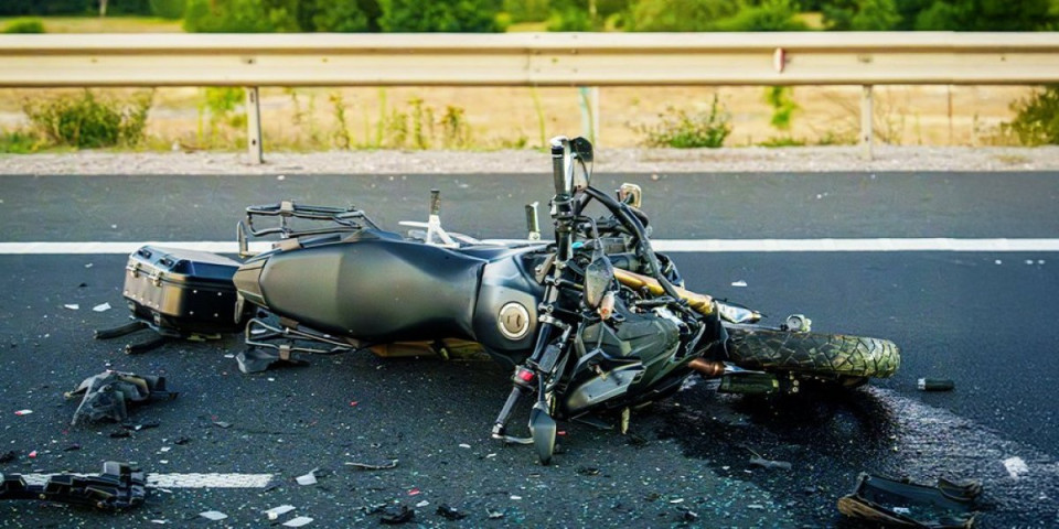 Poginuo motociklista: Nesreća u Pećincima