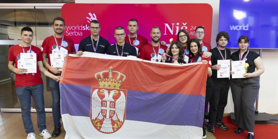 Kancelarija za dualno obrazovanje predvodi tim mladih iz Srbije na najvećem evropskom takmičenju u stručnim veštinama -  "Euroskills Herning 2025"