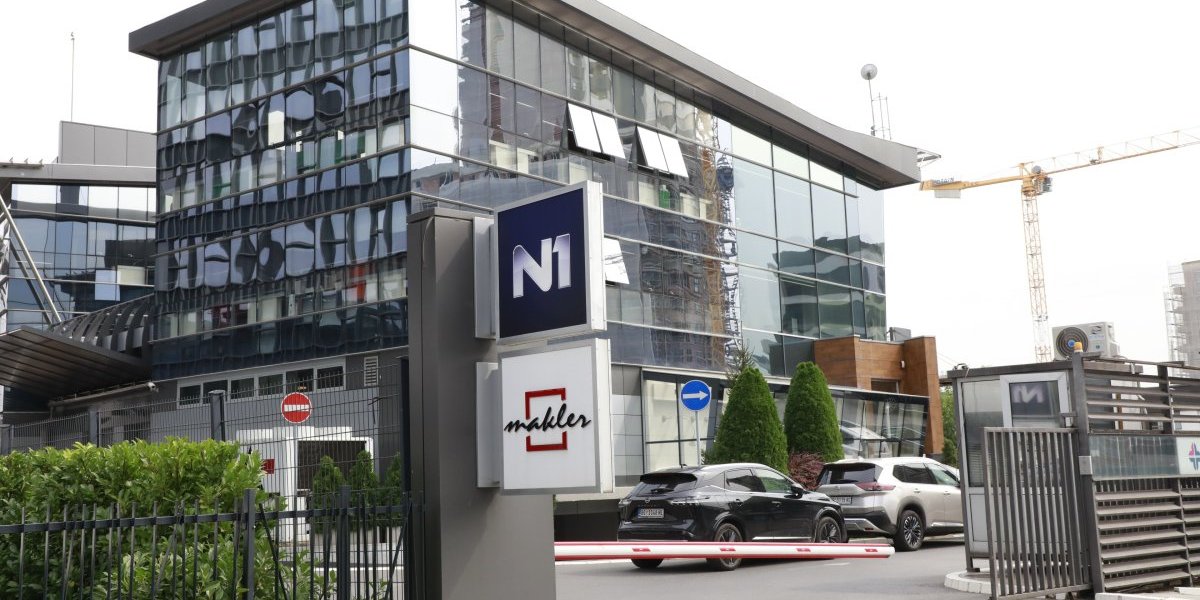 Bednici sa N1: Pogledajte kako pišu o ostavkama na BBC i o tuđem moralu - a kad ćete vi odgovarati za svoje laži?!