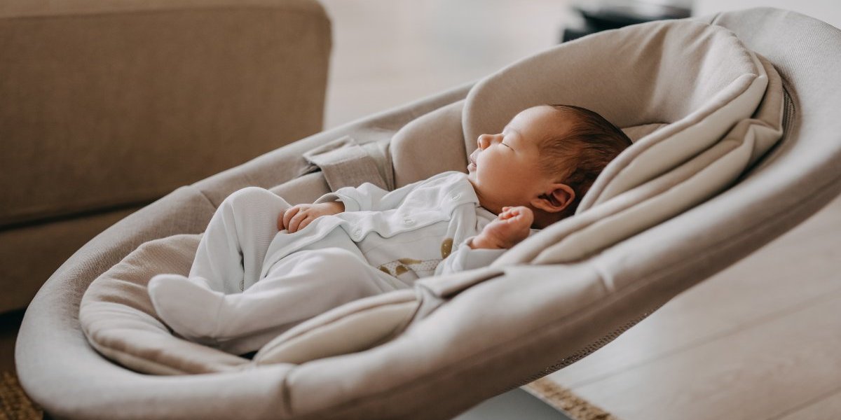 Posle ovoga više nećete koristiti njihalicu za bebe: Pedijatar otkrio šokantne posledice