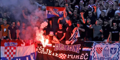 "Ubij Srbina"! Ustašijadi nema kraja: Na meču Hrvatska - Crna Gora jezivo skandiranje