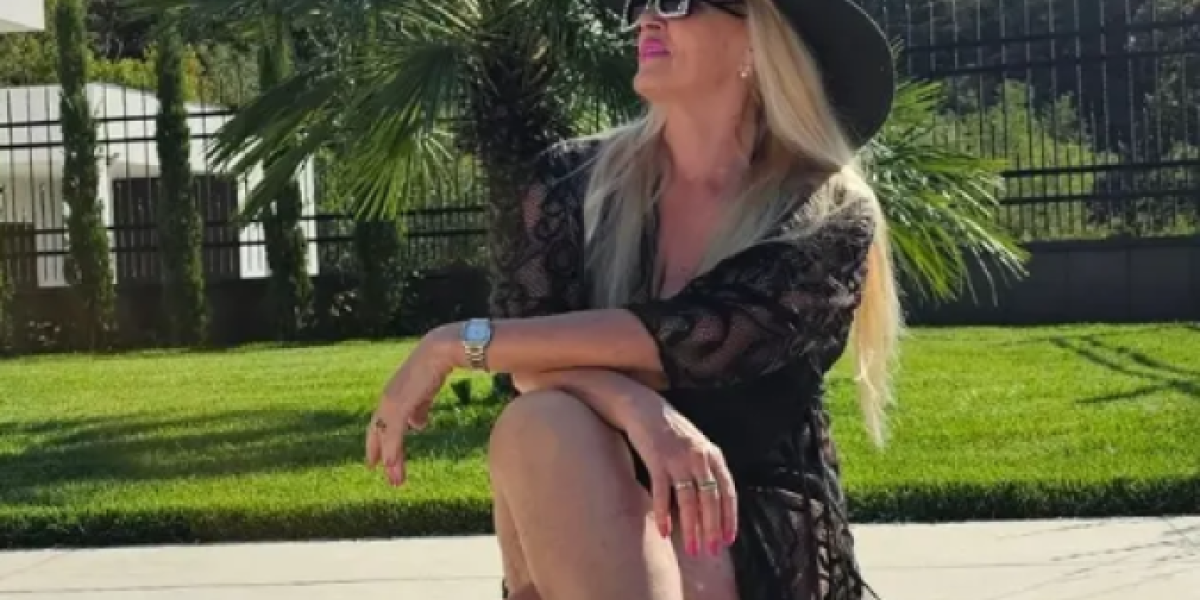 Beranka Sovrlić u vili Marte Savić i Mileta Kitića