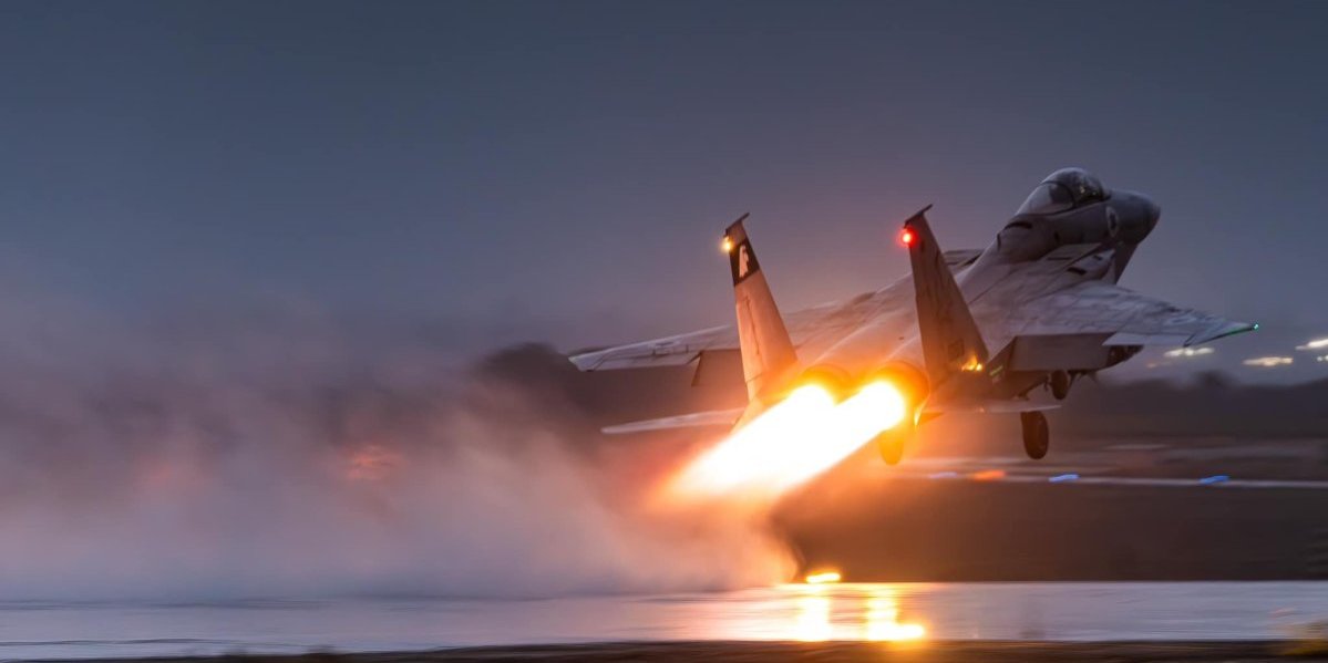 Izrael ih zasuo bombama! Napadnut Jemen (FOTO/VIDEO)