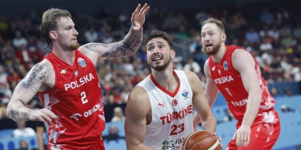Turska je u polufinalu Evrobasketa! "Bejbi" Jokić tripl-dablom razbio Poljake (FOTO)