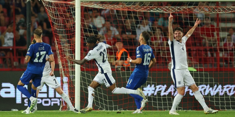 Istorijski brodolom "orlova": Englezi brojali do 5, navijači terali Piksija (VIDEO)