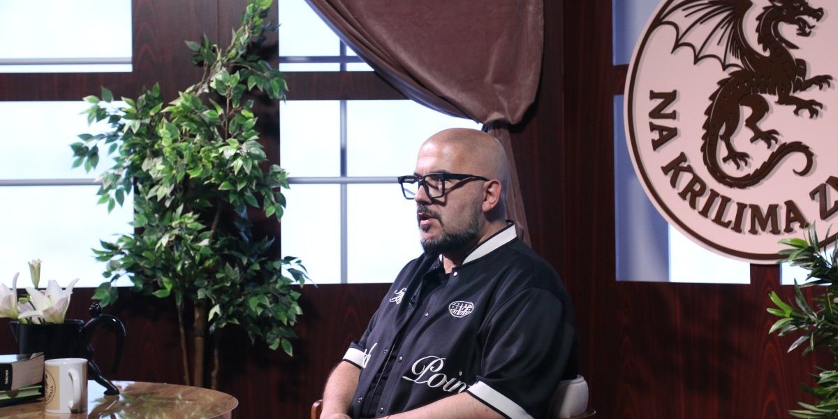 Dejan Milićević Na krilima zmaja