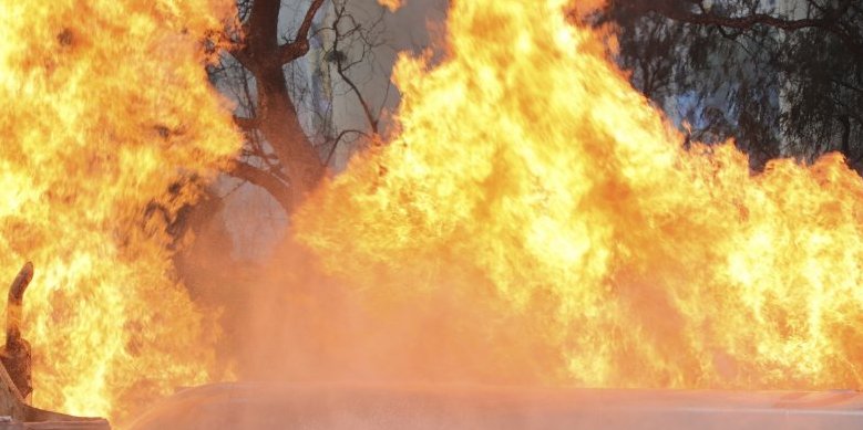 (VIDEO) Horor eksplozija zatresla ceo grad, šta je ovo?! Jezivi snimci obišli ceo svet