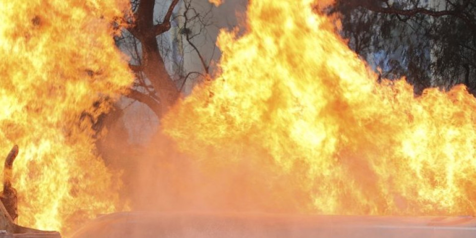 (VIDEO) Horor eksplozija zatresla ceo grad, šta je ovo?! Jezivi snimci obišli ceo svet