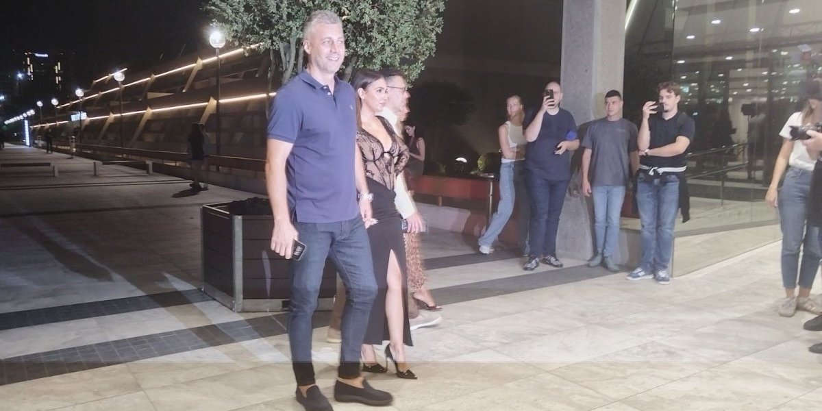 Punoletstvo ćerke Saše Matića