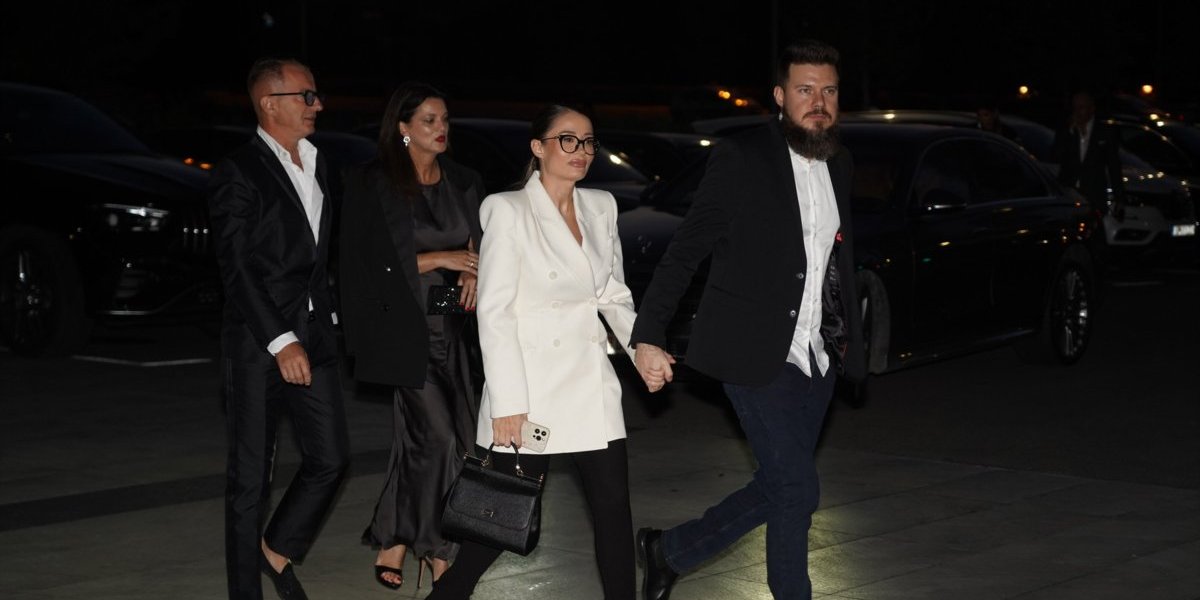 Punoletstvo ćerke Saše Matića