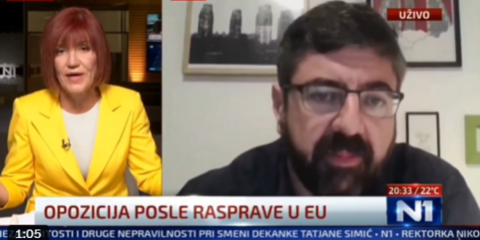 Bruka! Student od 45 godina Radomir Lazović napao srpsku vojsku: "To je oružje kojim smo ubijali po regionu"
