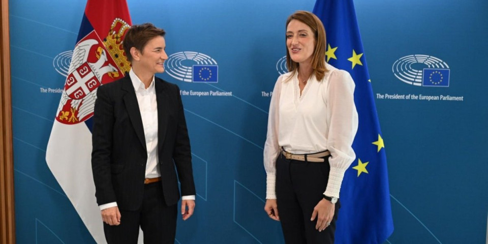 Ana Brnabić iz Brisela: Nemam kome da se izvinjavam (VIDEO)