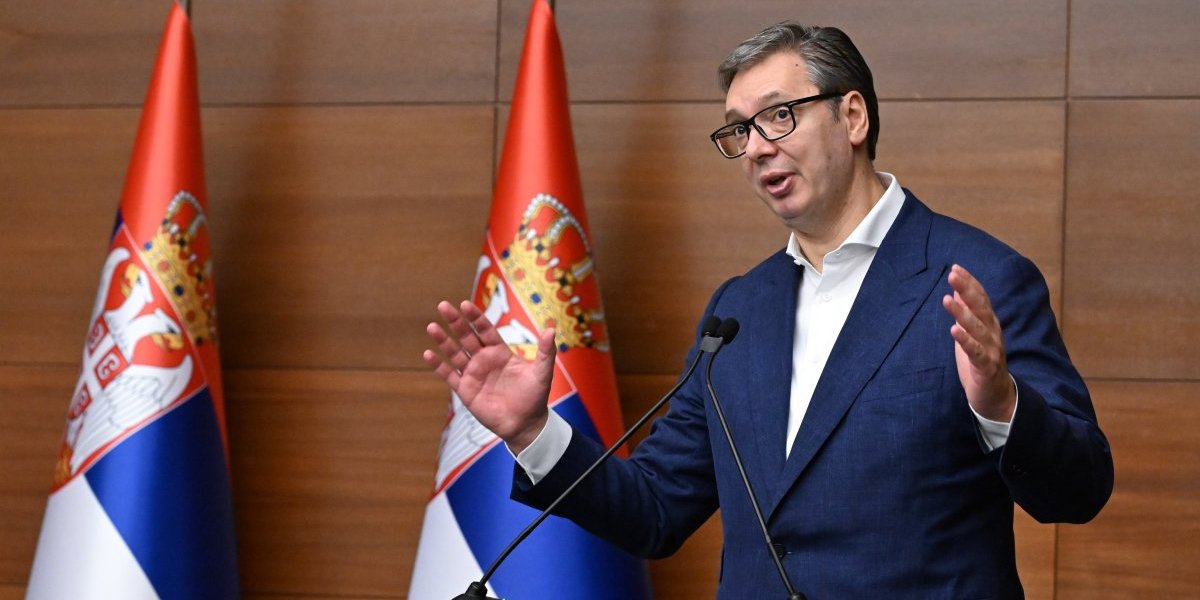 "Udarili su na crkvu, a sada i na vojsku": Predsednik Vučić odgovorio na antisrpsku histeriju - evo zašto se organizuje parada