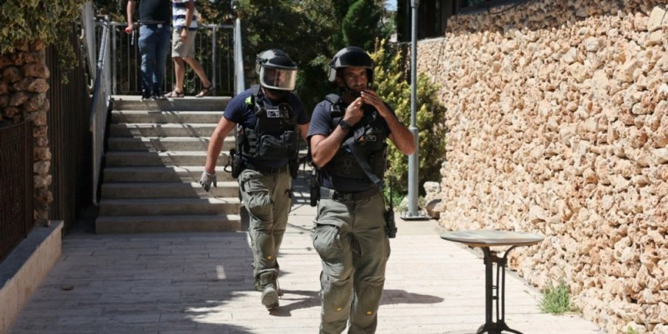 Šta se opet dešava?! Mirovni sporazum potpisan - ali na terenu ništa od primirja