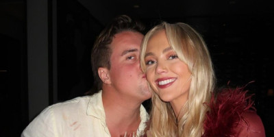 Eni Najt, poznata zvezda Onli Fansa, otkrila je kako joj je iskustvo spavanja sa 583 muškarca u roku od šest sati pomoglo da poboljša vezu sa verenikom. Par je najavio venčanje za sledeću godinu.