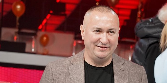 Još jedan pevač se obrušio na Đanija: "Ja ne pijem iz cipele, to je poniženje"