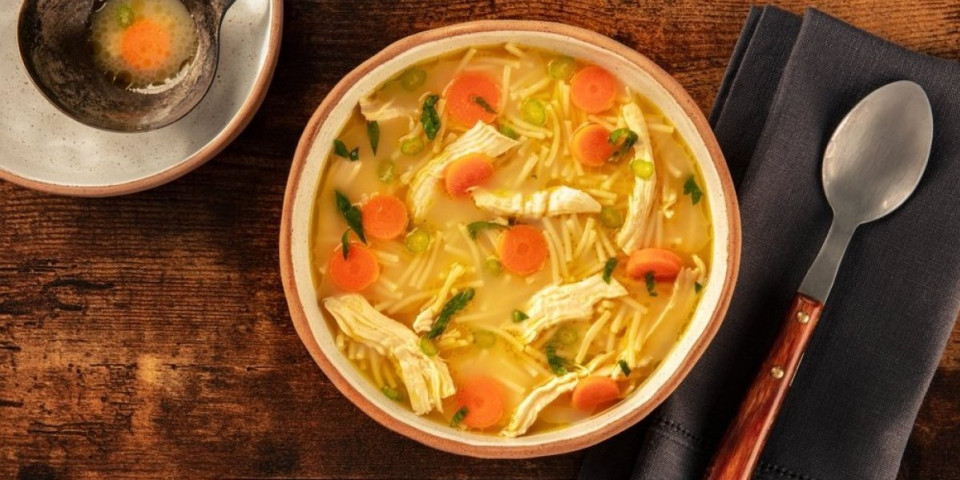 Zlatna pileća supa: Jelo koje krepi organizam - šerpa puna zdravlja