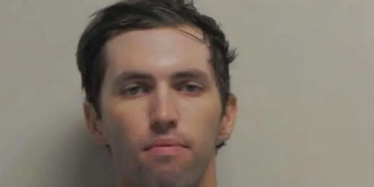 Amerika uzvraća udarac: Ubica Čarlija Kirka pred streljačkim vodom?! (FOTO)