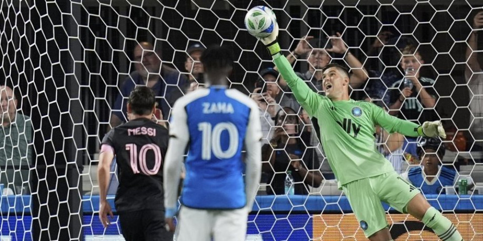 (VIDEO) Mesi se obrukao kao nikad - Hrvat ga ponizio, o ovome bruji ceo svet