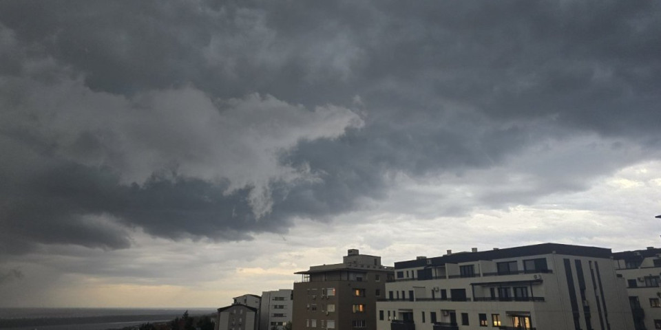 Nevreme kreće za sat vremena: Evo gde će pljuštati