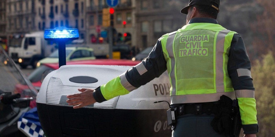 Prvi snimci lokala u kojem je izrešetan Srbin u Barseloni: Pucali dok je sedeo sa ženom i detetom (VIDEO)