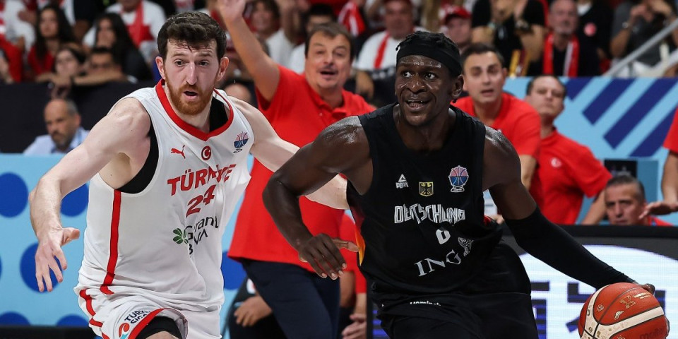 Slavlje u Humskoj: Partizan čestitao Bongi titulu prvaka Evrope (FOTO)