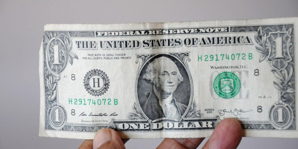 Amerikanci u strahu! Ljudi kupuju oružje kao pomahnitali: Ubistvo Kirka izazvalo haos na berzi