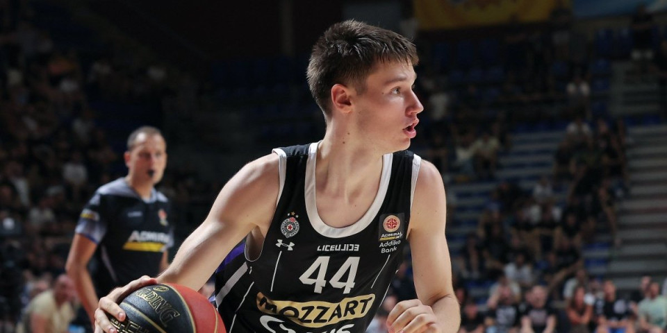 Zasluženo! Partizan veruje u svoju decu: Još jedan tinejdžer dobio profesionalni ugovor