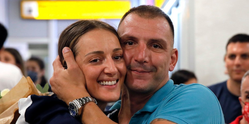 Ikodinović otkrio zbog čega je propao brak sa Majom Ognjenović: Izvini što se smejem, ali...