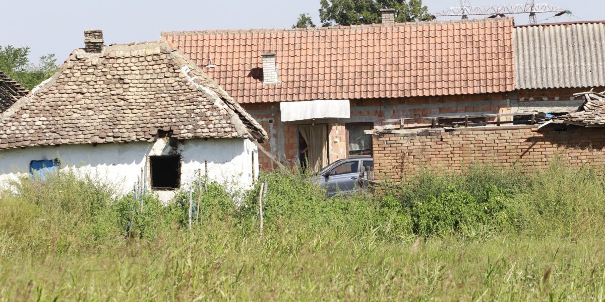 Zapaljena kuća u Obrenovcu