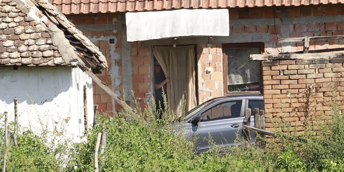 Zapaljena kuća u Obrenovcu