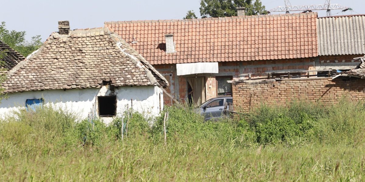 Zapaljena kuća u Obrenovcu